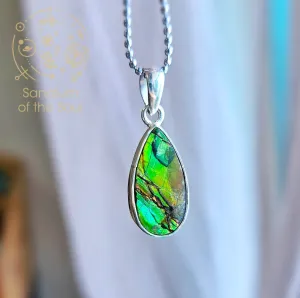 Green Ammolite Pendant in Silver
